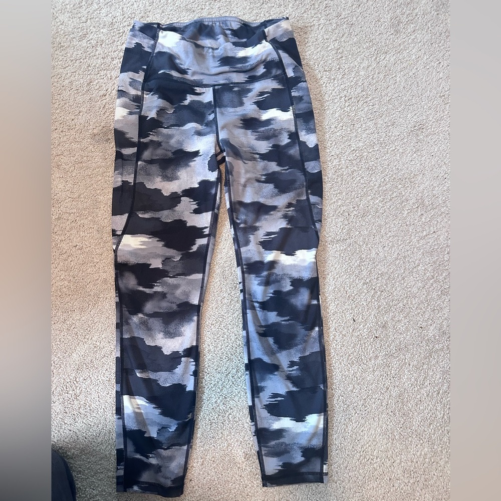 Reebok grey and black Camouflage Leggings